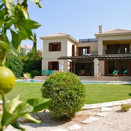 Rent A Luxury Villa In Cyprus Close To The Beach, Paphos Villa 1165 * Kouklia