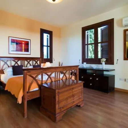 Rent A Luxury Villa In Cyprus Close To The Beach, Paphos Villa 1165 * Kouklia